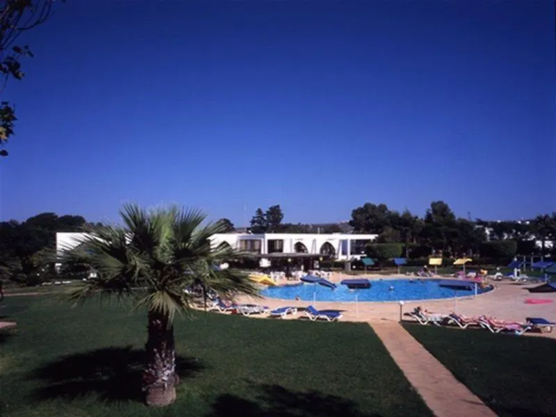 Iphigenia Aparthotel location